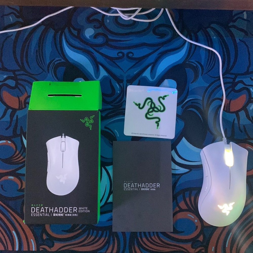 Razer Deathadder Essential White Edition